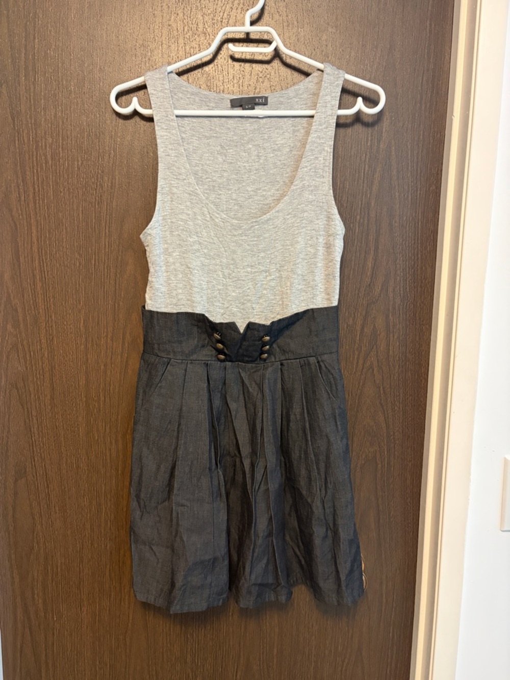 Forever 21 Gray and Charcoal Sleeveless Midi Dress